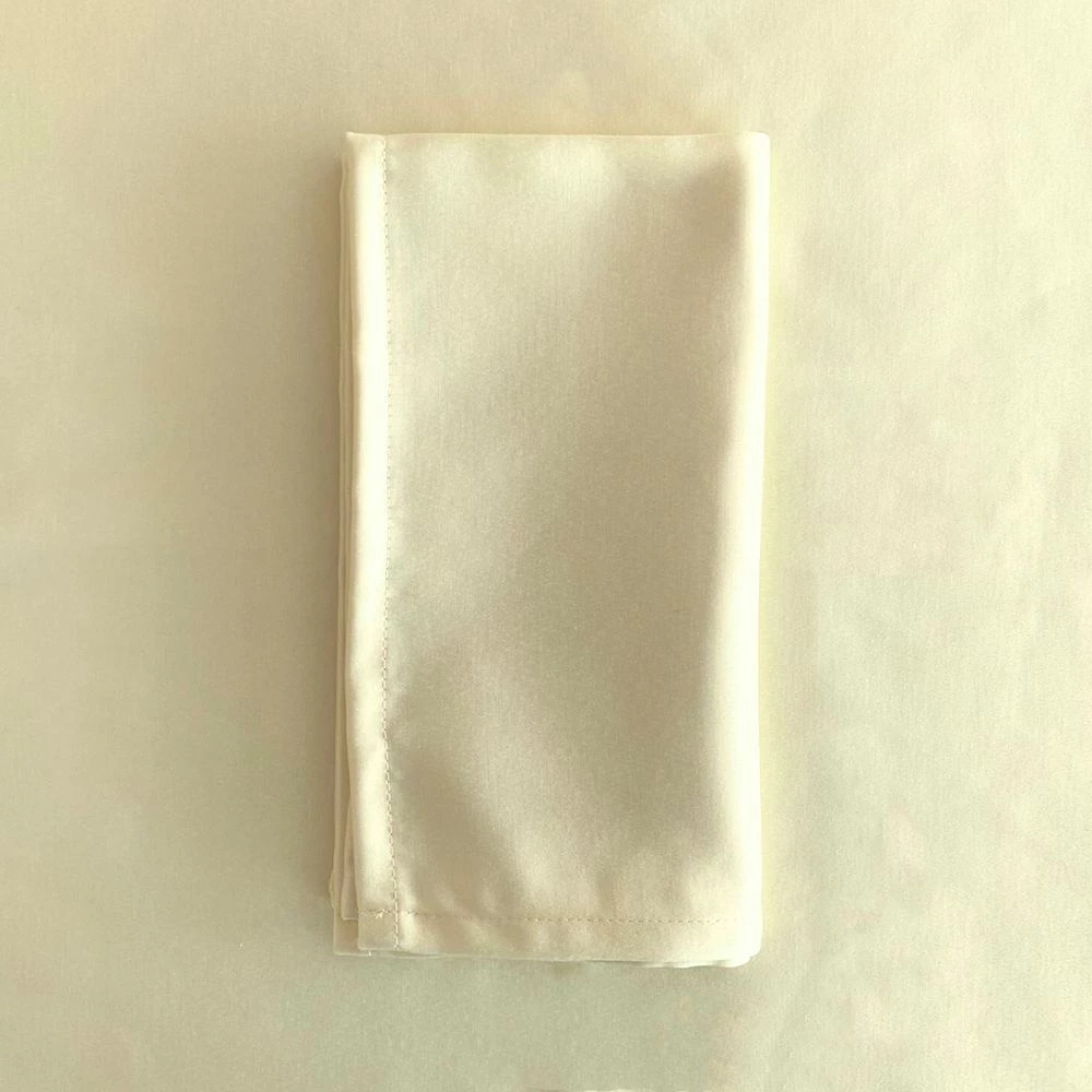 Butter satin napkin 50x50 cm